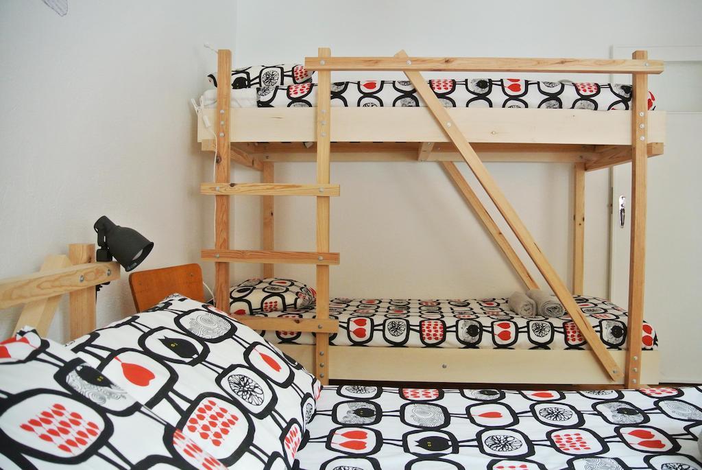 Quarto Quádruplo com Casa de Banho Partilhada