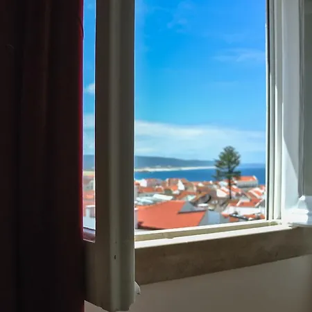 Nazare Hostel - Rooms & Dorms-2